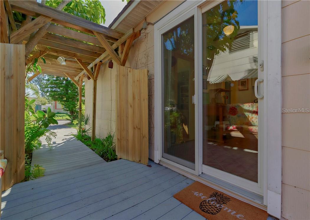 2661 45th St., Gulfport, FL 33711