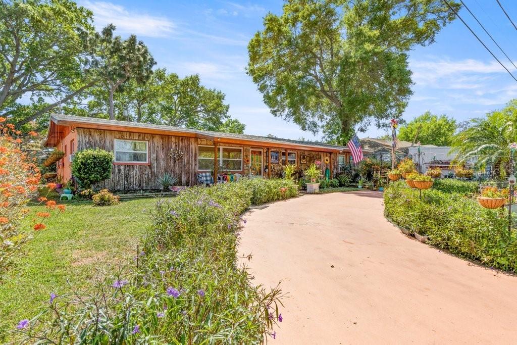 1655 Long St., Clearwater, FL 33755