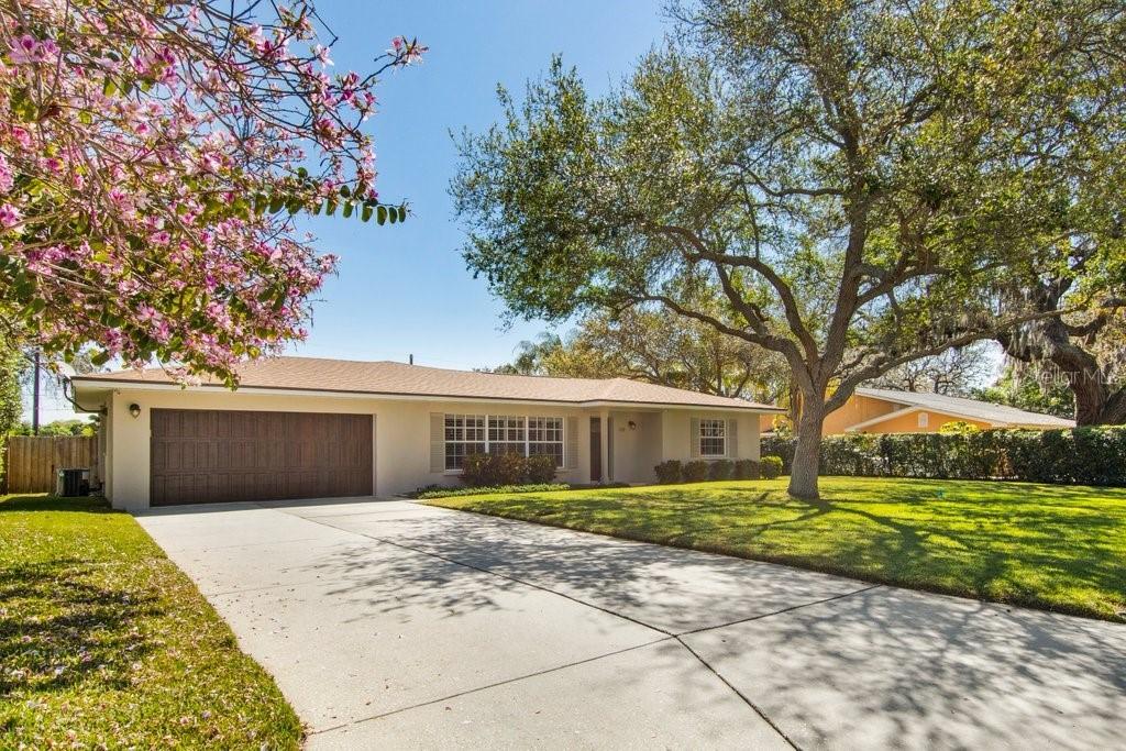 309 Palmetto Ln., Largo, FL 33770