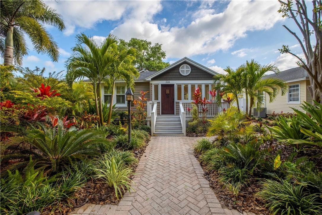 226 23rd Ave., St Petersburg, FL 33704