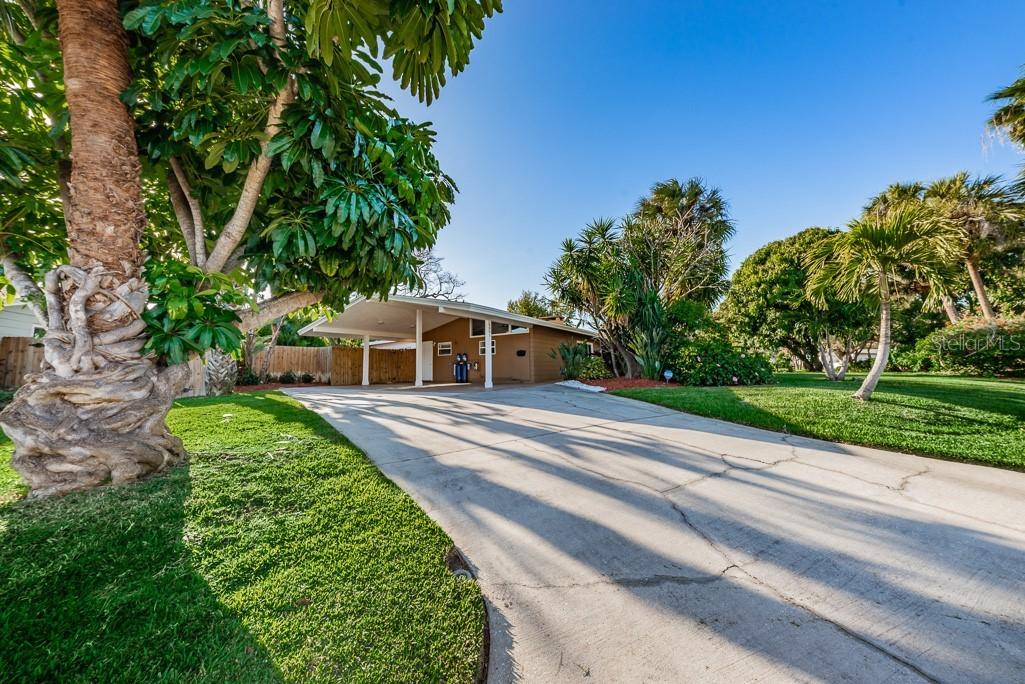 5001 38th Way, St Petersburg, FL 33711