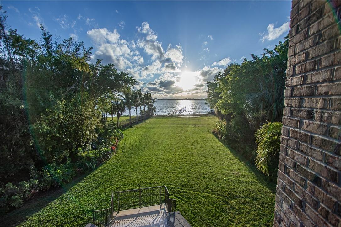 1820 Park St., St Petersburg, FL 33710