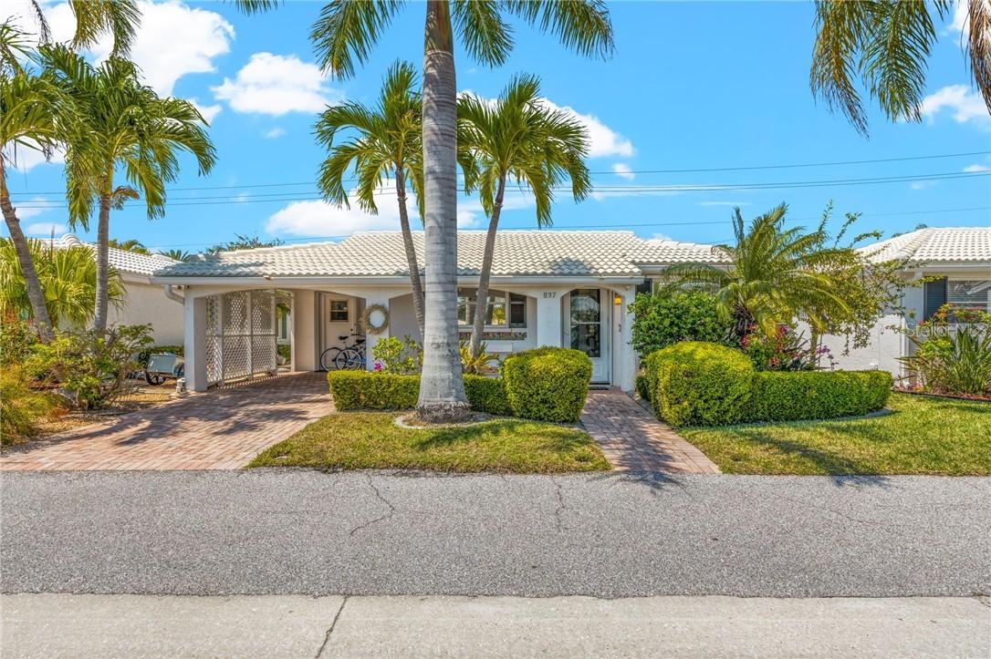 837 Spanish Dr., Longboat Key, FL 34228