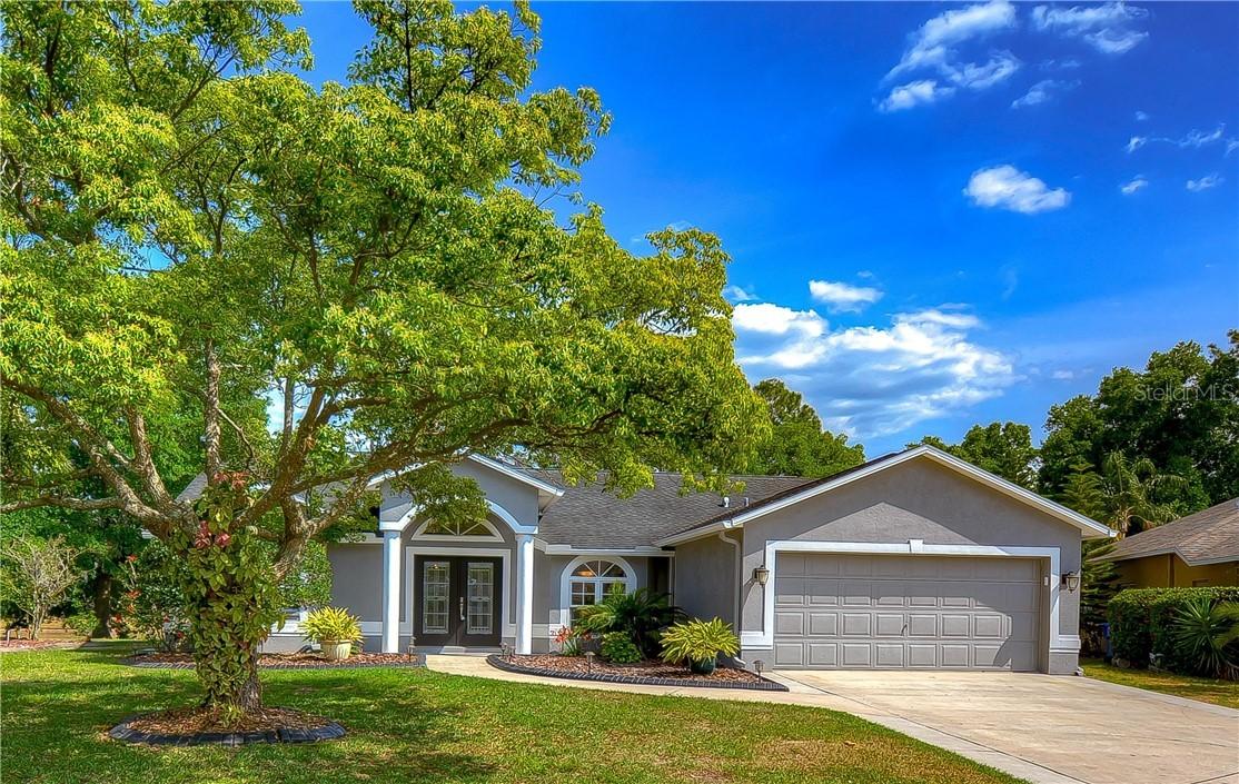 1614 Glen Oak Ln., Lutz, FL 33549