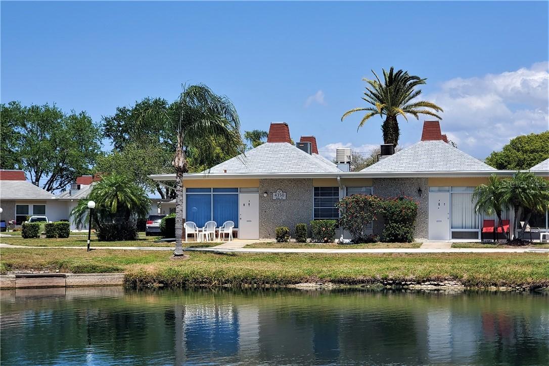 4350 Tahitian Gardens Cir. #E, Holiday, FL 34691
