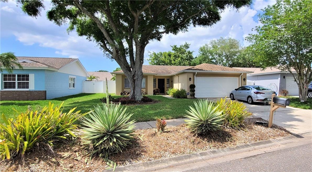 12168 70th St., Largo, FL 33773