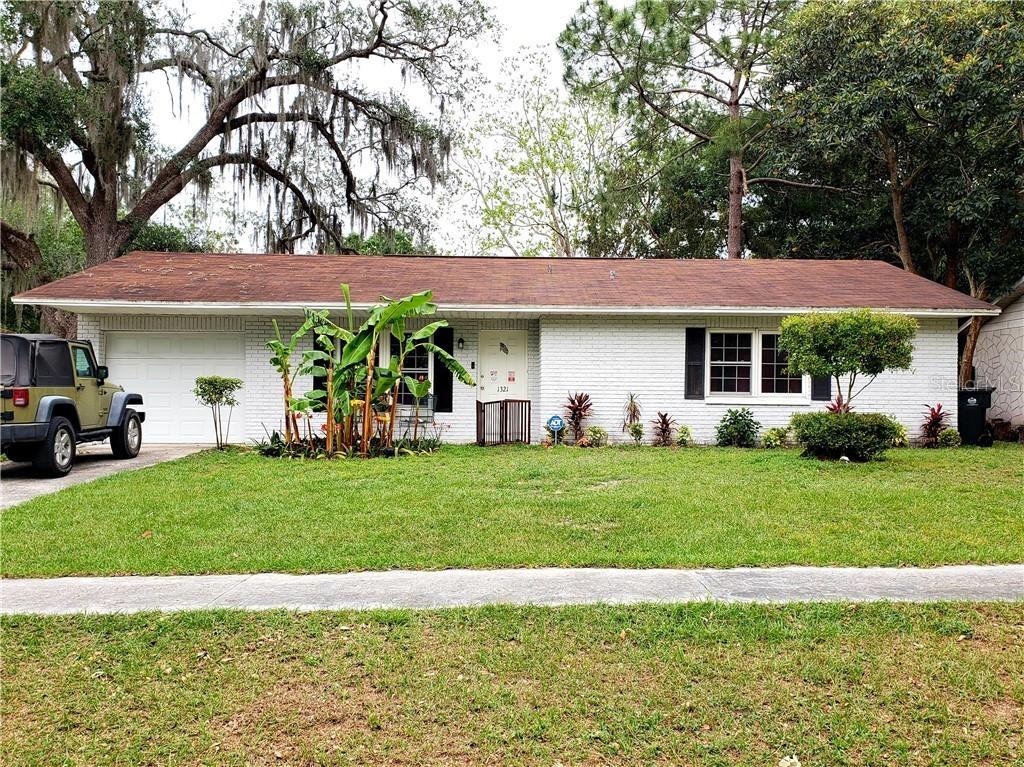 1321 Oak Valley Dr., Seffner, FL 33584