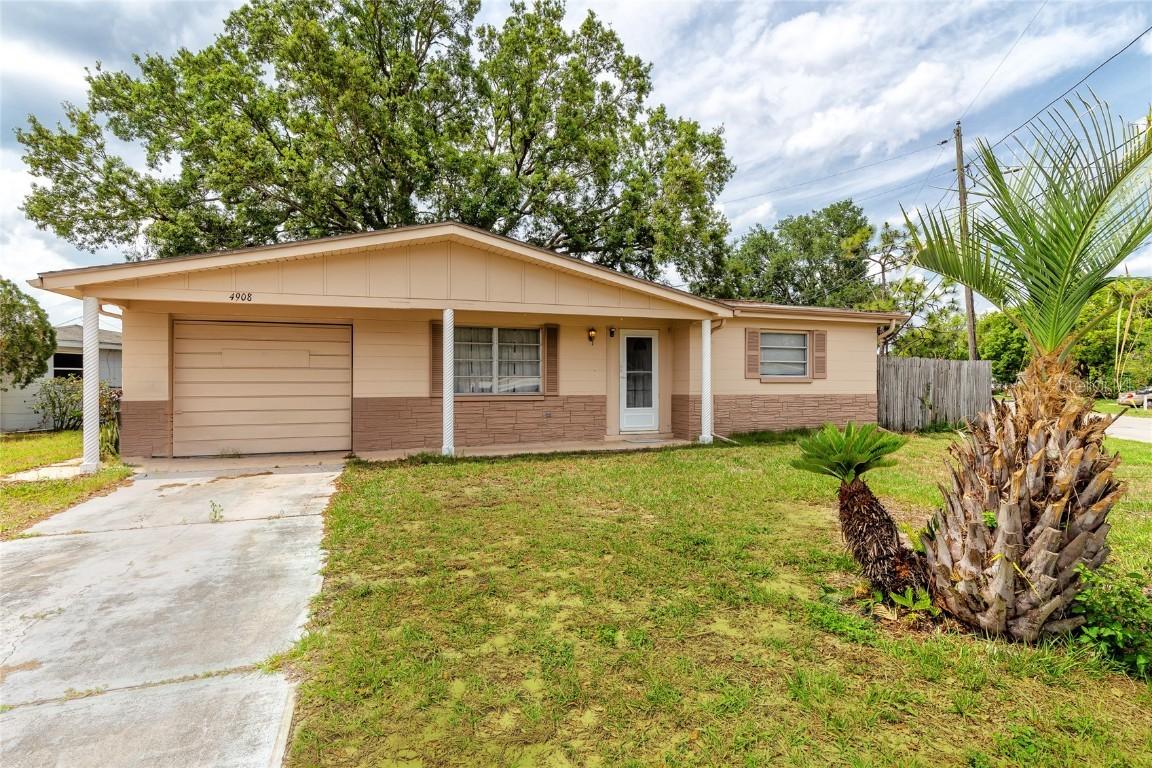 4908 Fruitwood Loop, Holiday, FL 34690