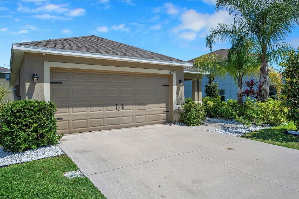 1829 Hawks View Dr., Ruskin, FL 33570