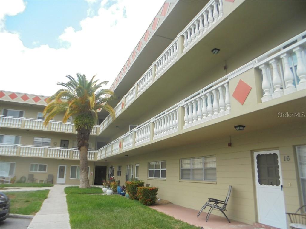 2426 Ecuadorian Way #18, Clearwater, FL 33763