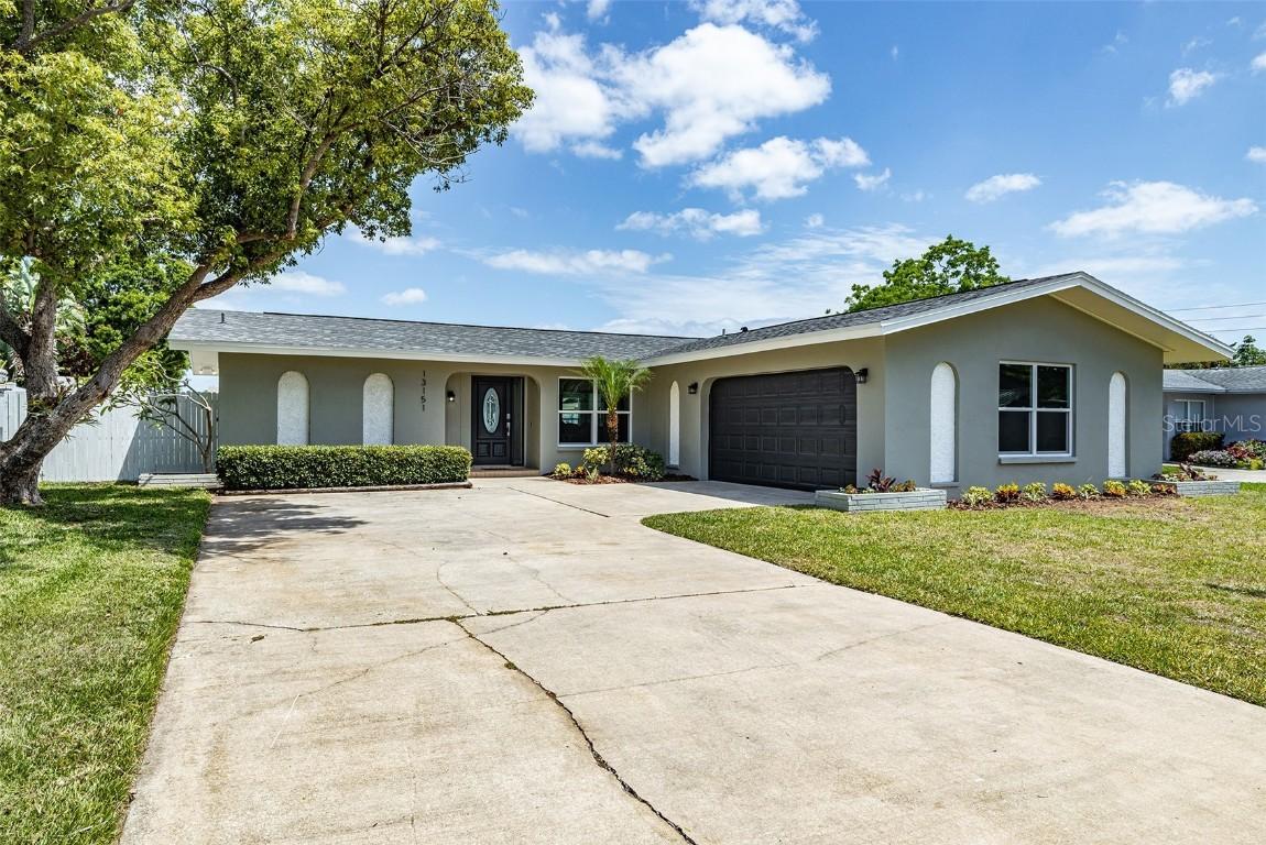 13151 87th Pl., Seminole, FL 33776