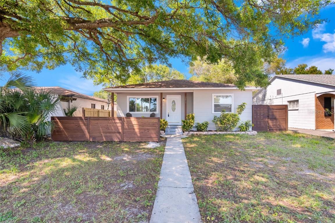 3853 5th Ave., St Petersburg, FL 33713