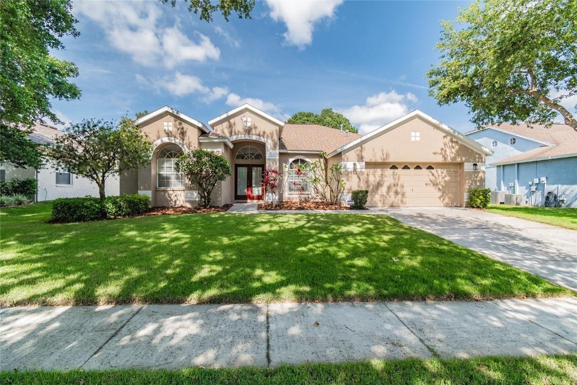 9421 Clover Glen Dr., Riverview, FL 33569