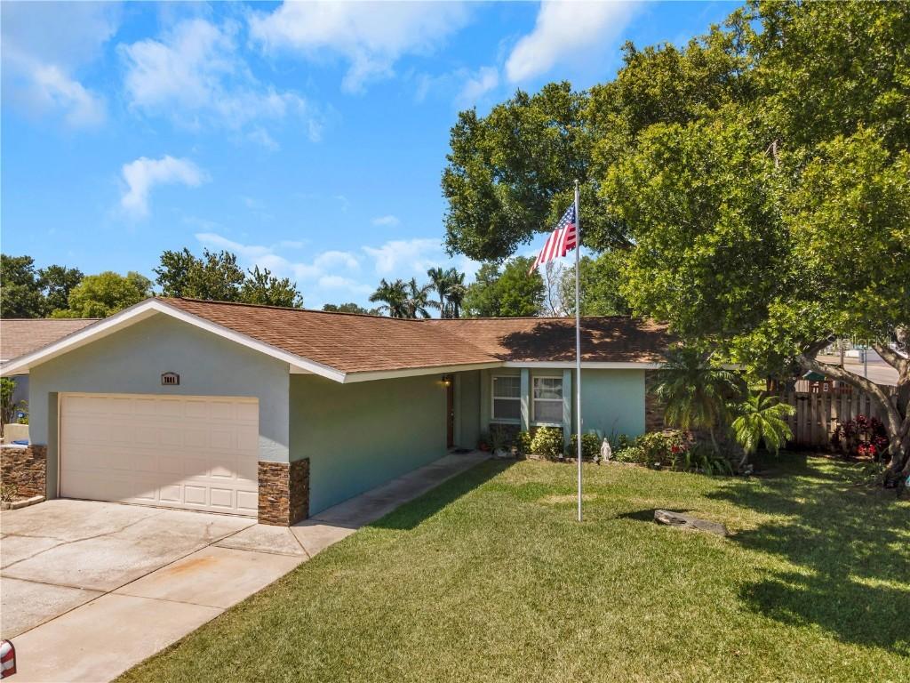 7801 Tiburon Dr., Largo, FL 33773