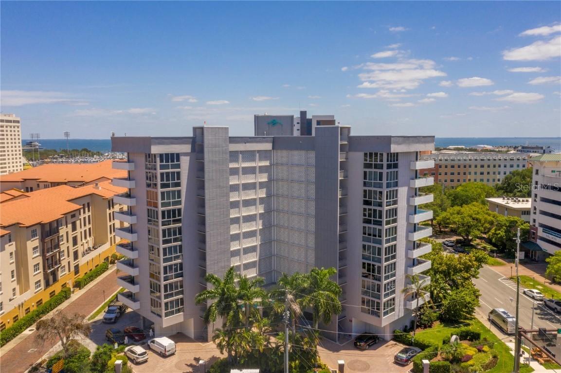 470 3rd St. #803, St Petersburg, FL 33701