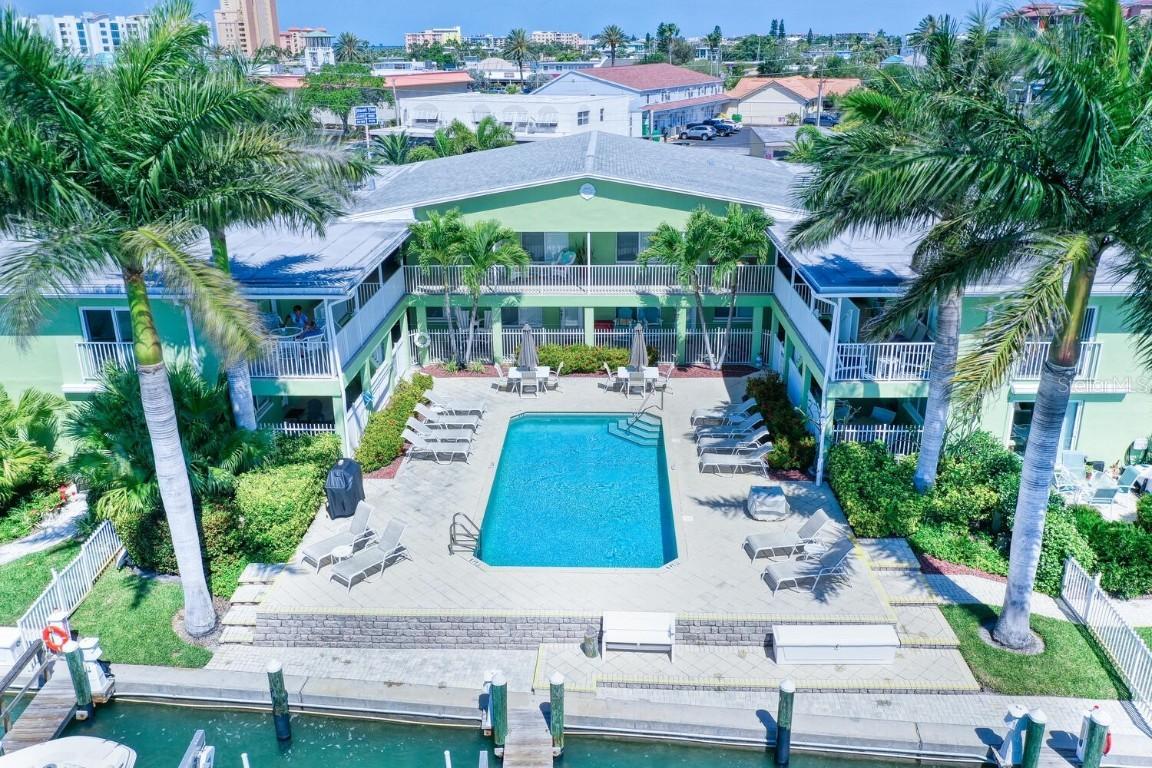 225 104th Ave. #101, Treasure Island, FL 33706