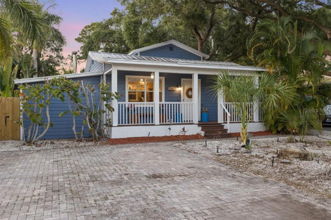 5825 27th Ave., Gulfport, FL 33707