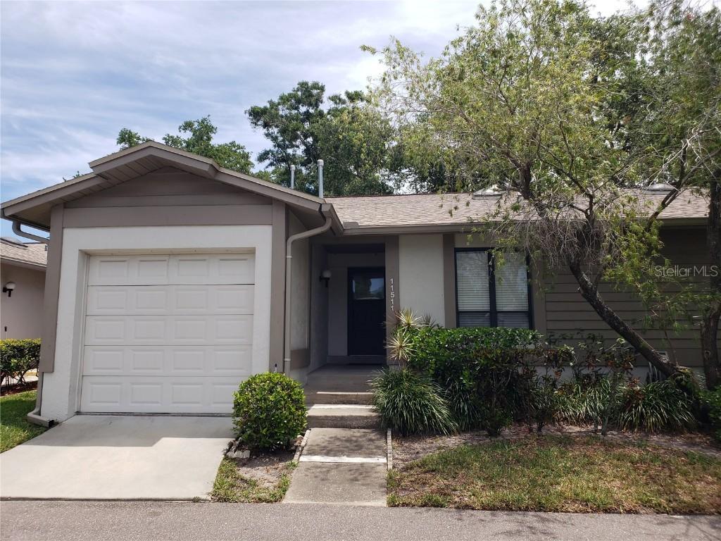 11511 94th St., Largo, FL 33773
