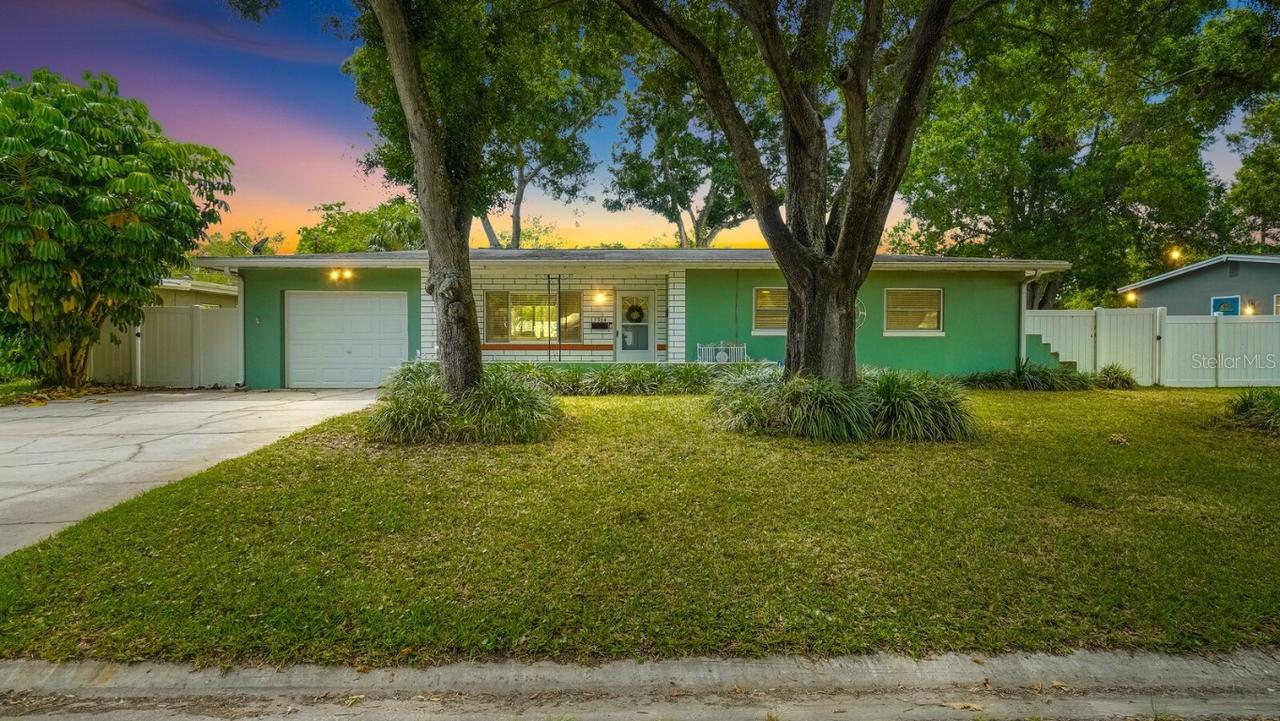 5964 12th Way, St Petersburg, FL 33703