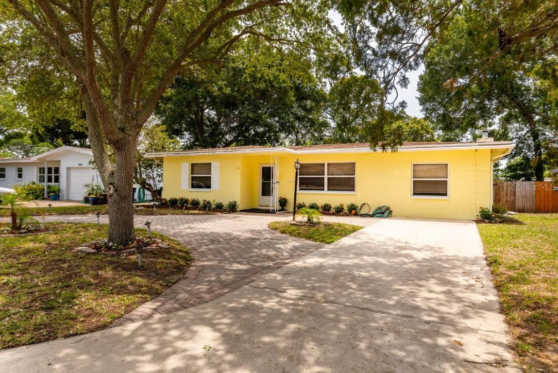1555 Magnolia Dr., Clearwater, FL 33756