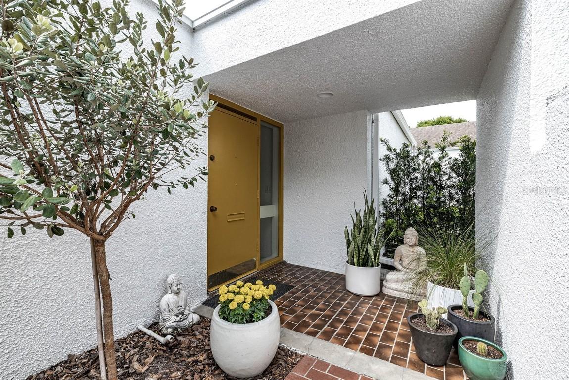 4001 Cypress Ln., Tampa, FL 33618