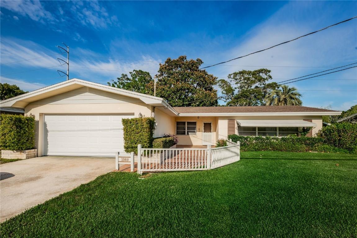 1049 Victor Herbert Dr., Largo, FL 33771