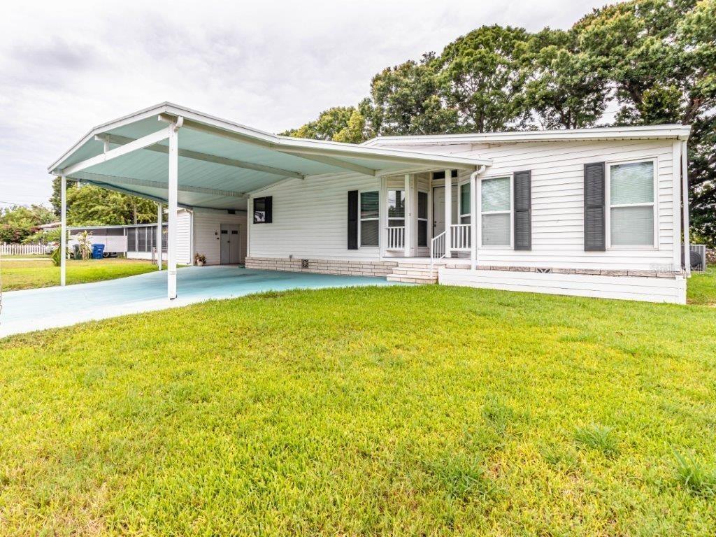 212 Lark Dr., Largo, FL 33778