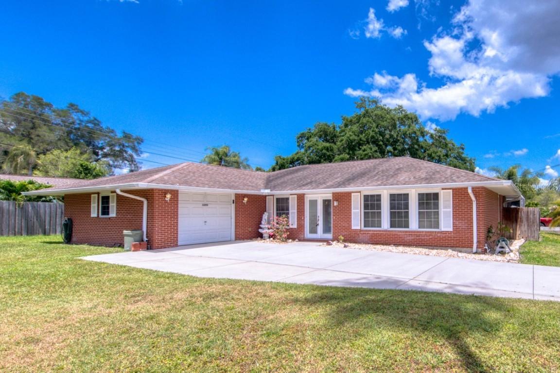 3395 Harbor Pl., Largo, FL 33770