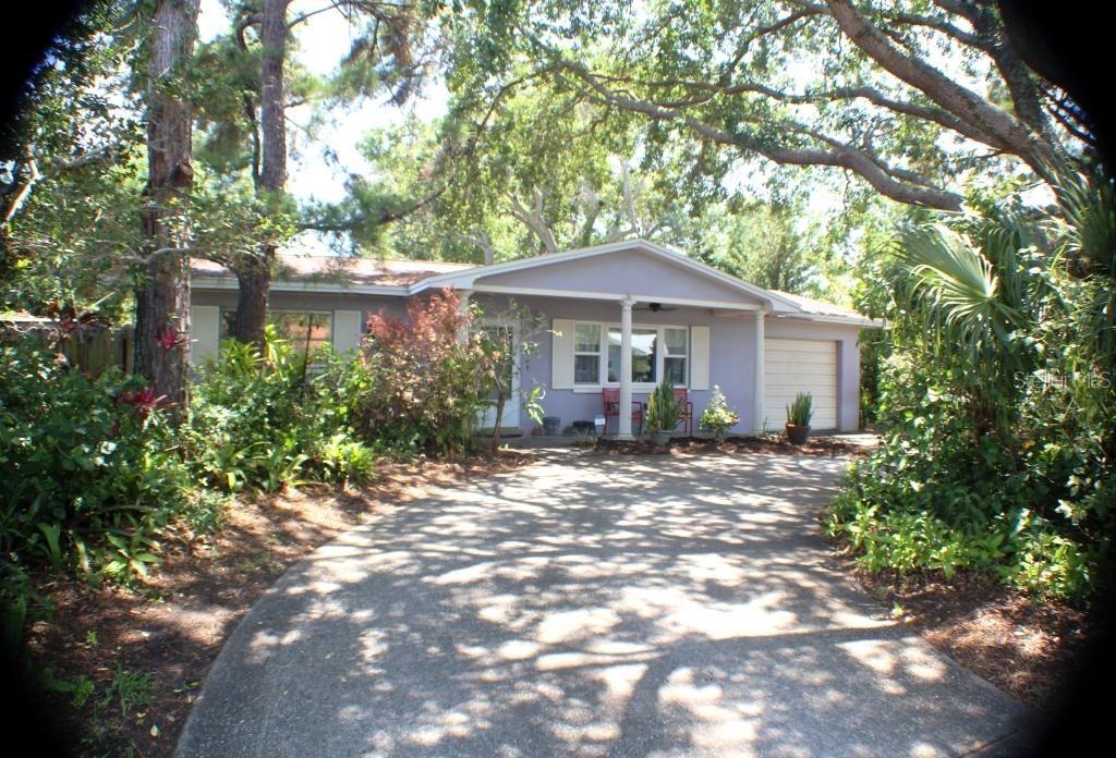 11342 87th Ave., Seminole, FL 33772