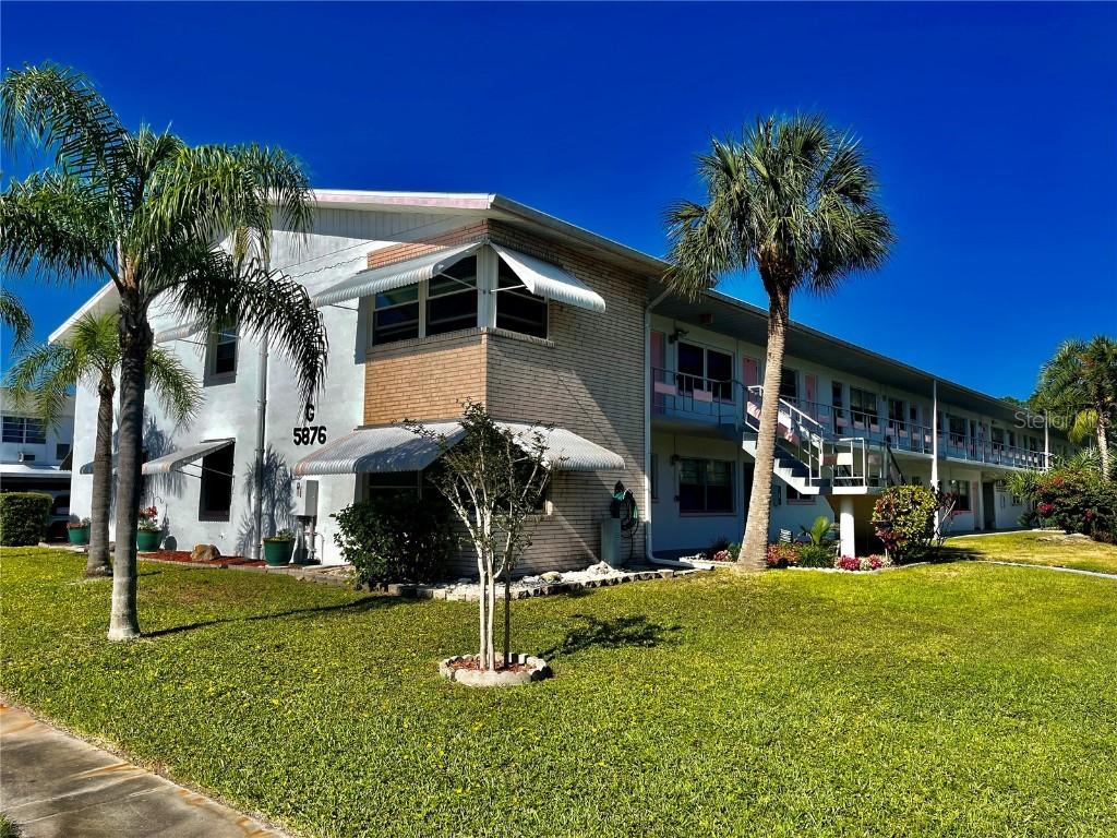 5876 21st St. #19, St Petersburg, FL 33714