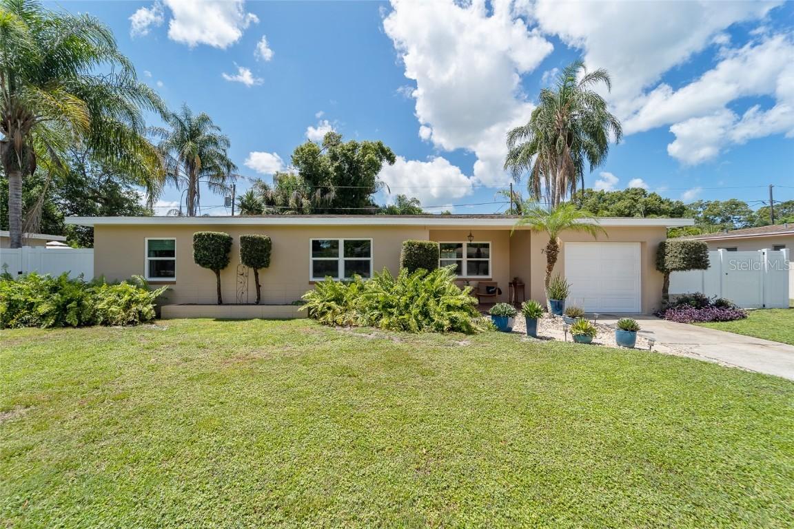 7560 15th Ave., St Petersburg, FL 33710