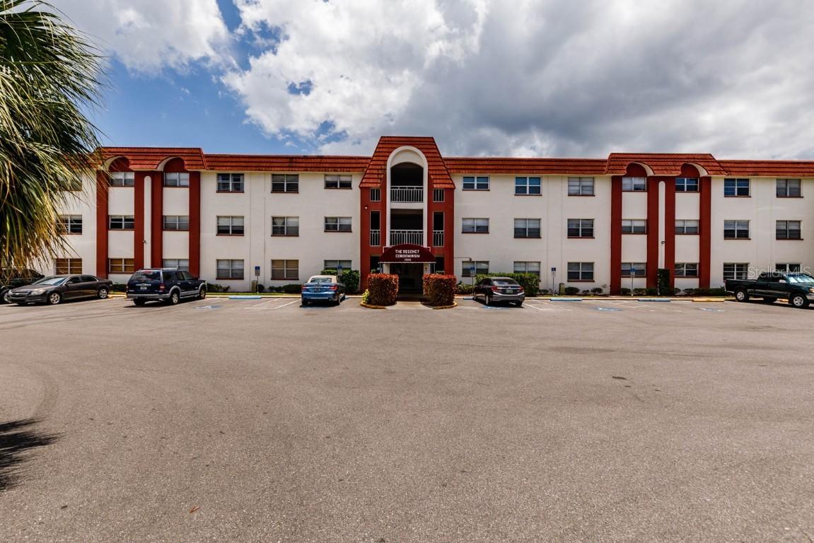 1860 Massachusetts Ave. #309, St Petersburg, FL 33703