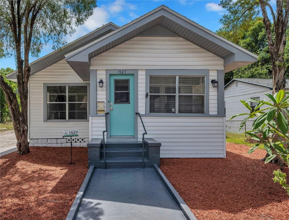 1527 13th St., St Petersburg, FL 33705