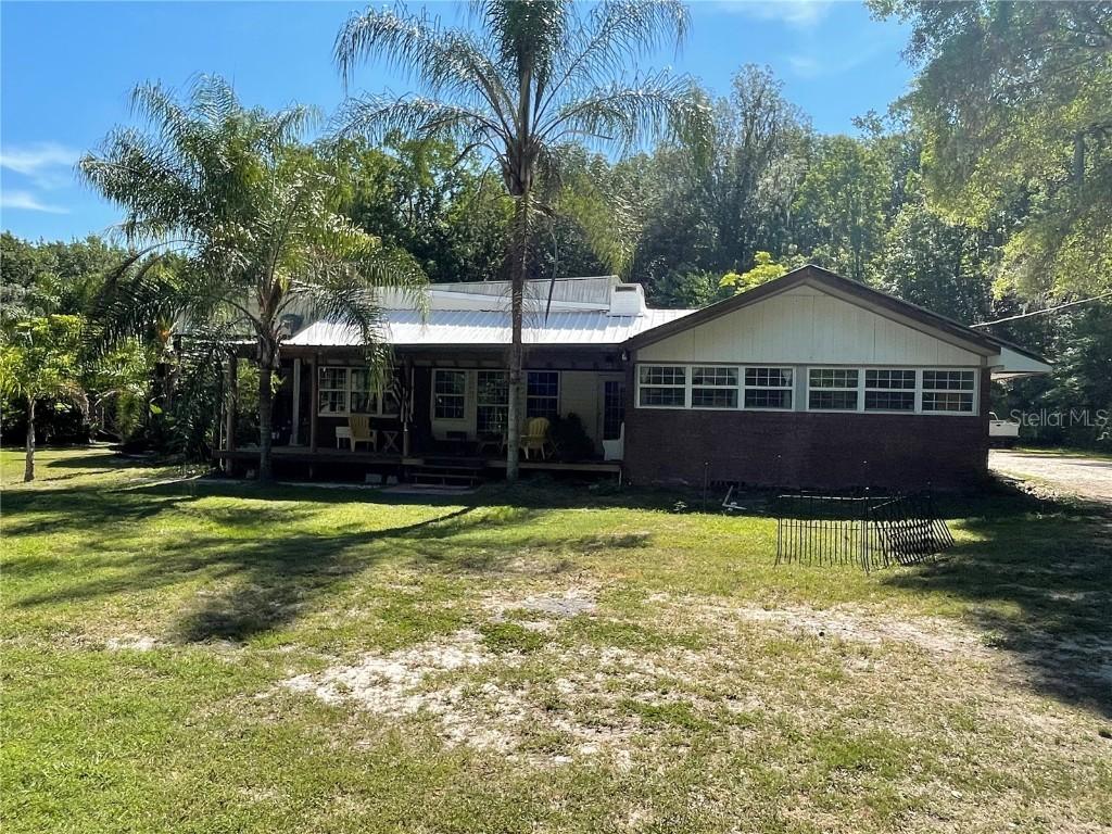 15630 Lake Iola Rd., Dade City, FL 33523