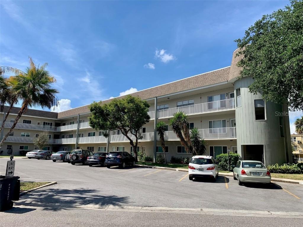 2441 Persian Dr. #15, Clearwater, FL 33763