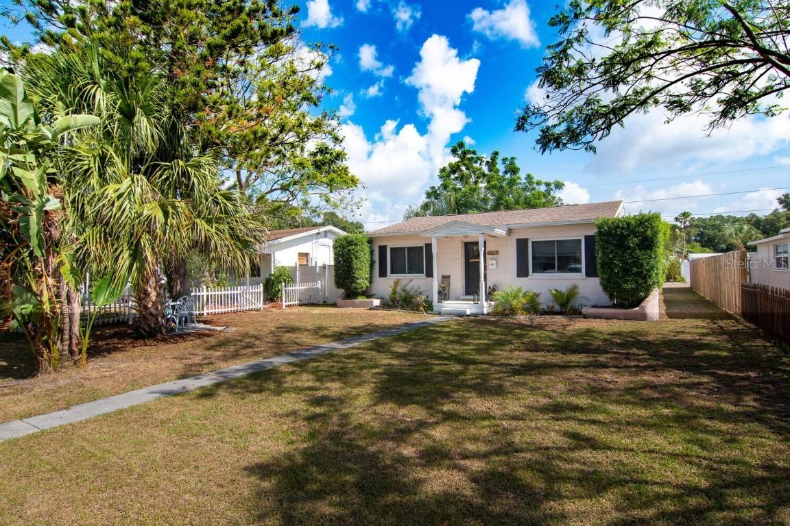 6217 2nd Ave., St Petersburg, FL 33710