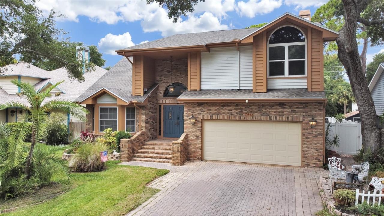 7542 Harbor View Way, Seminole, FL 33776