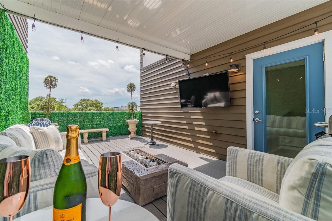 341 8th St., St Petersburg, FL 33701