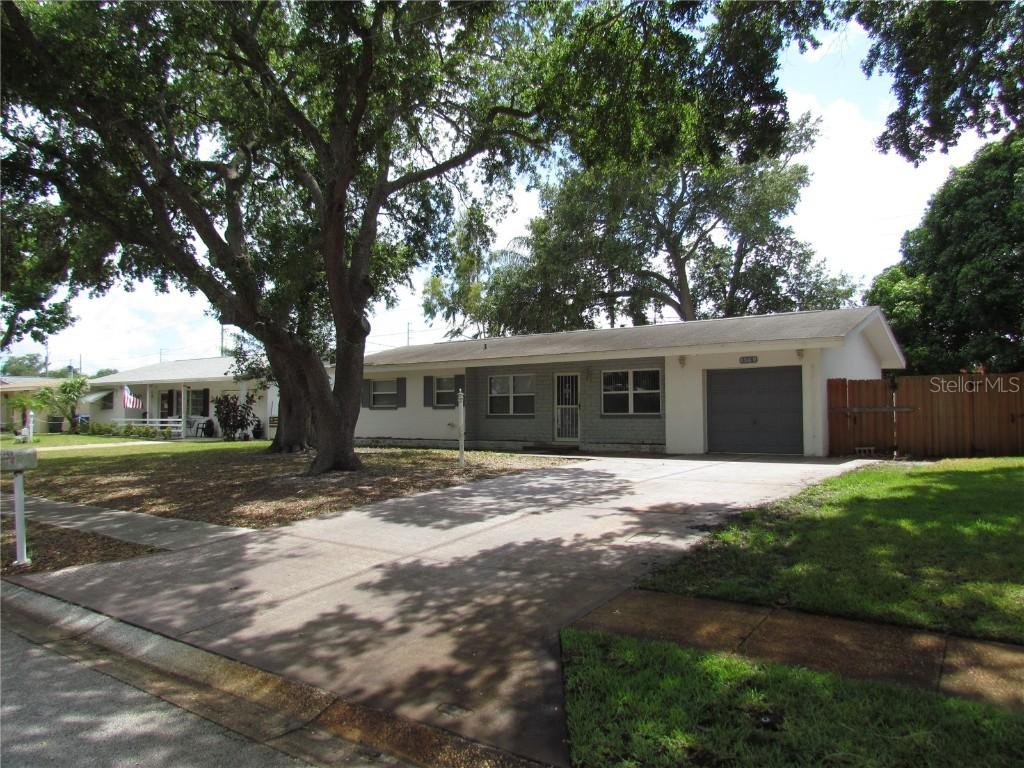 1369 Regina Dr., Largo, FL 33770