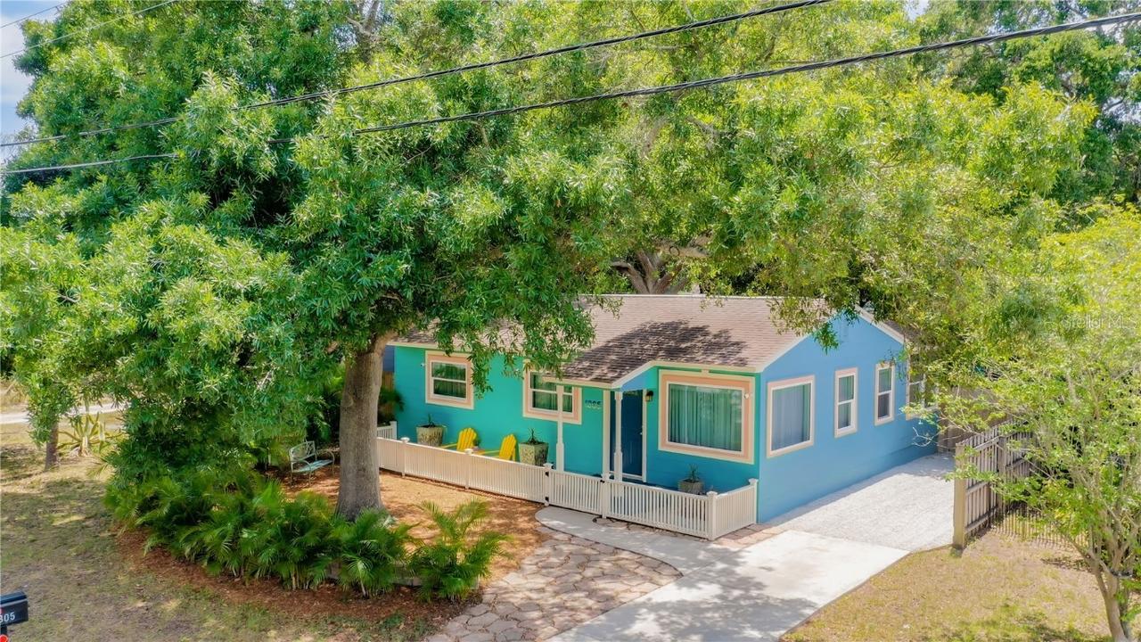 1305 58th St., Gulfport, FL 33707