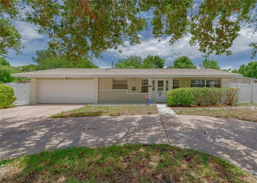 89 89th Ave., St Petersburg, FL 33702