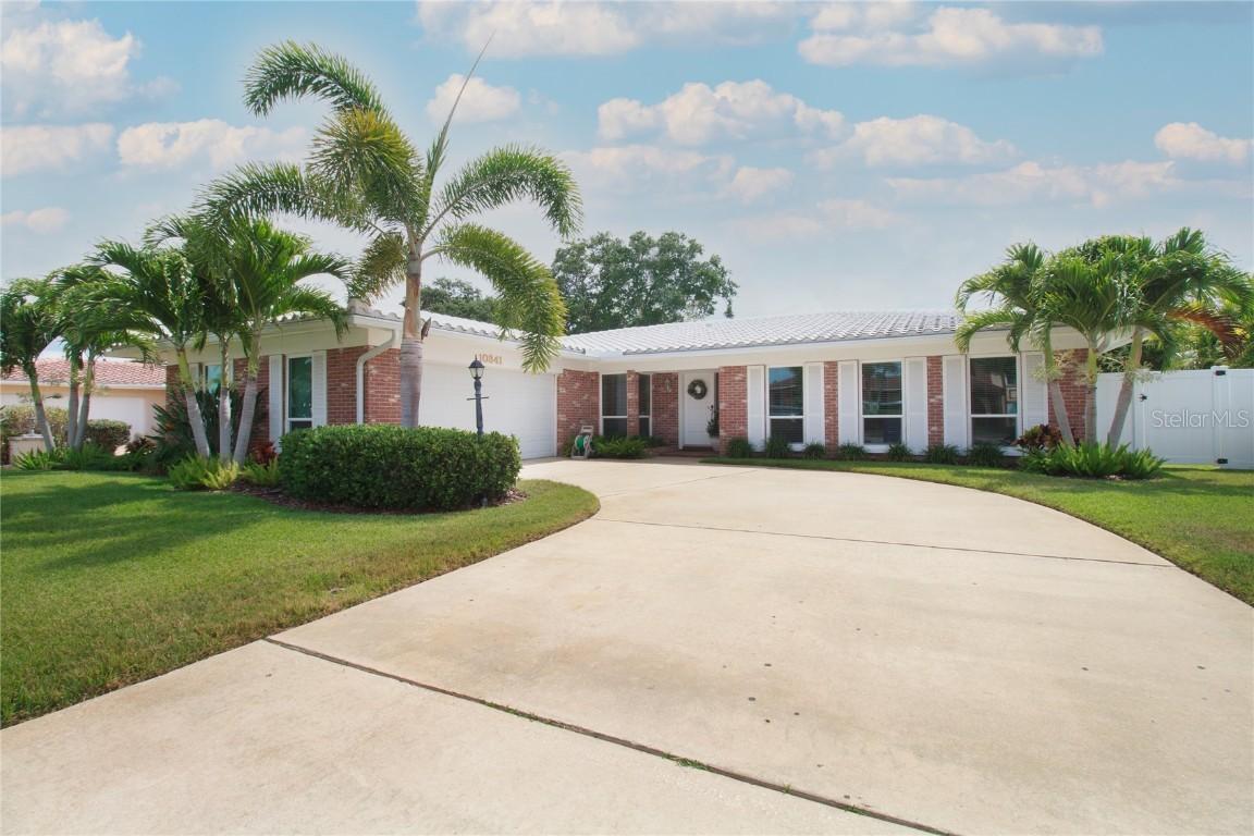 10341 Imperial Point Dr., Largo, FL 33774