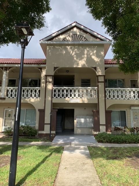 2401 Franciscan Dr. #35, Clearwater, FL 33763