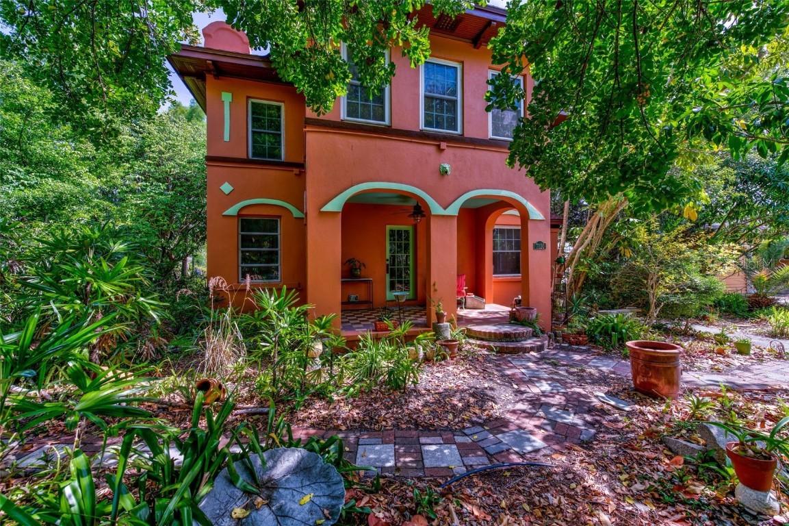 7120 3rd Ave., St Petersburg, FL 33710