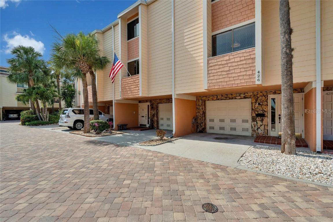 426 Sandy Hook Rd., Treasure Island, FL 33706