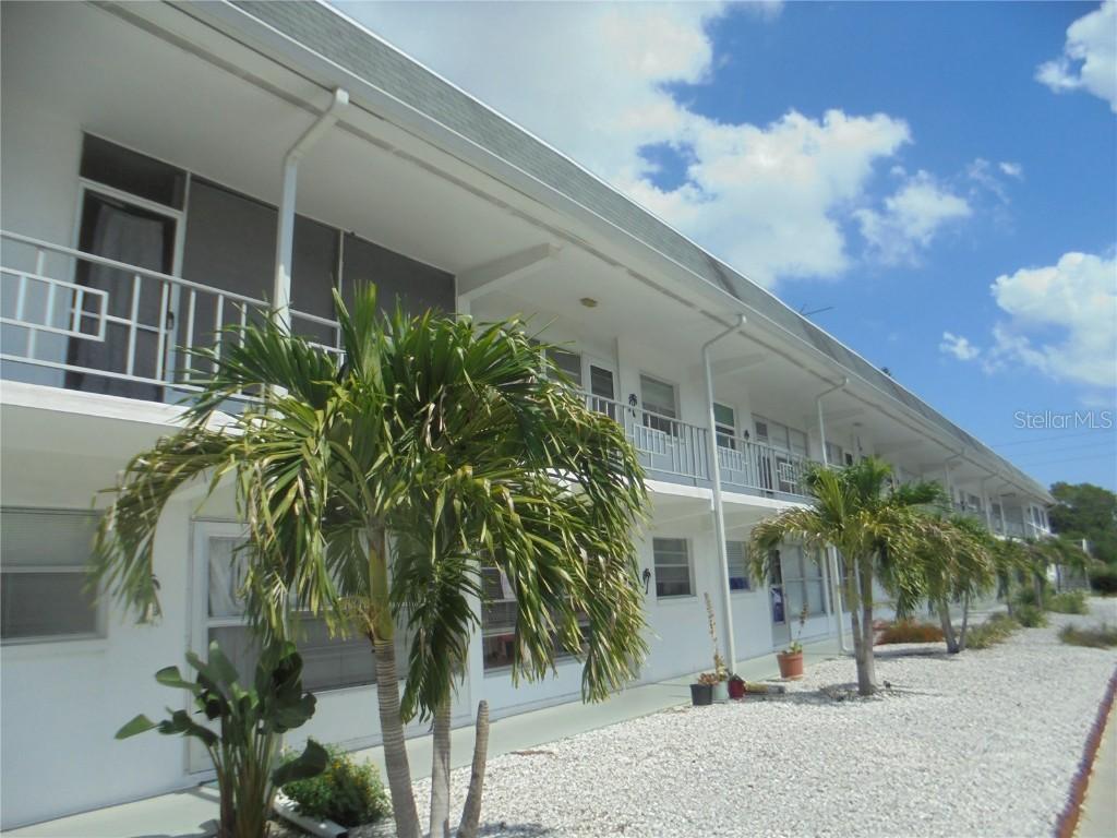 1221 Drew St. #B17, Clearwater, FL 33755