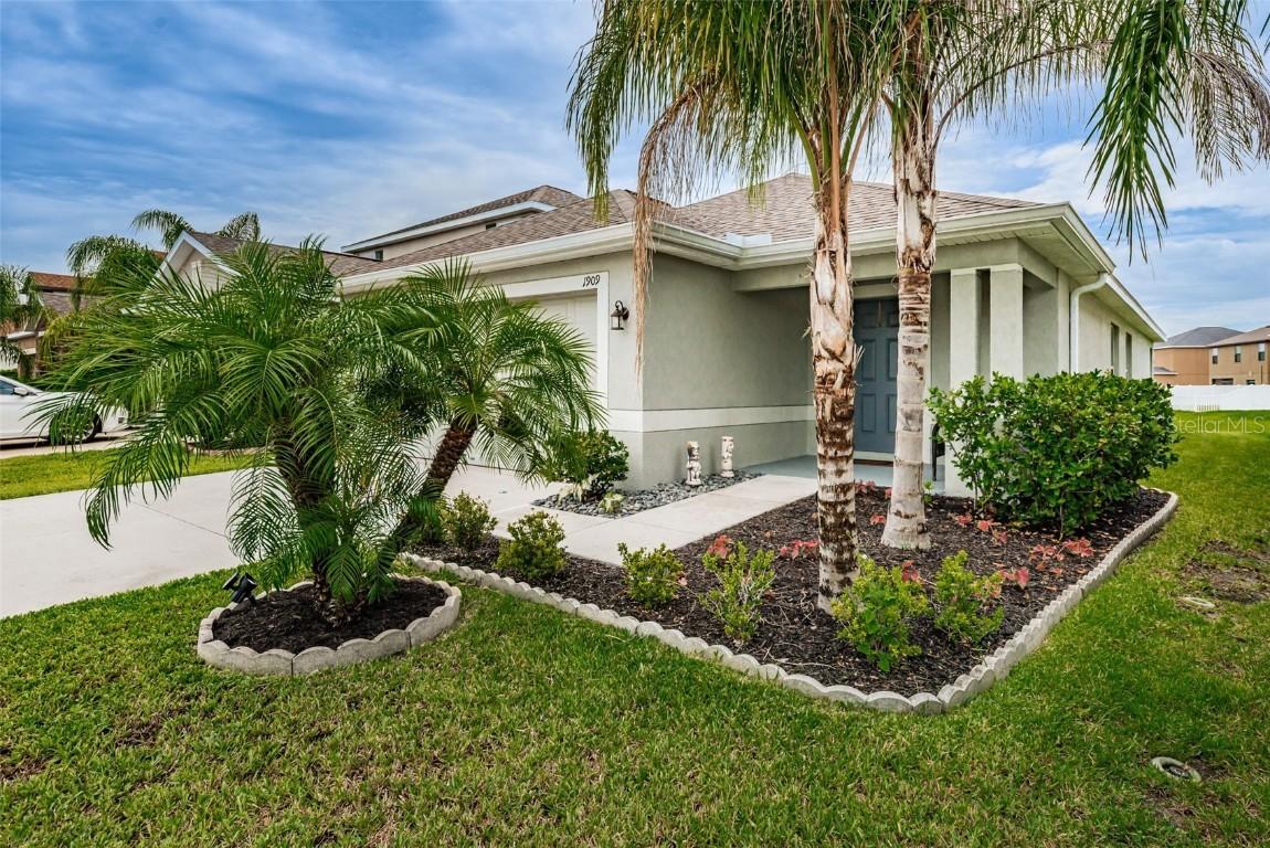 1909 Citrus Lake Ct., Ruskin, FL 33570