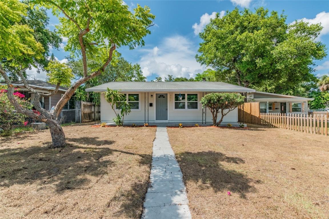 4679 20th Ave., St Petersburg, FL 33711