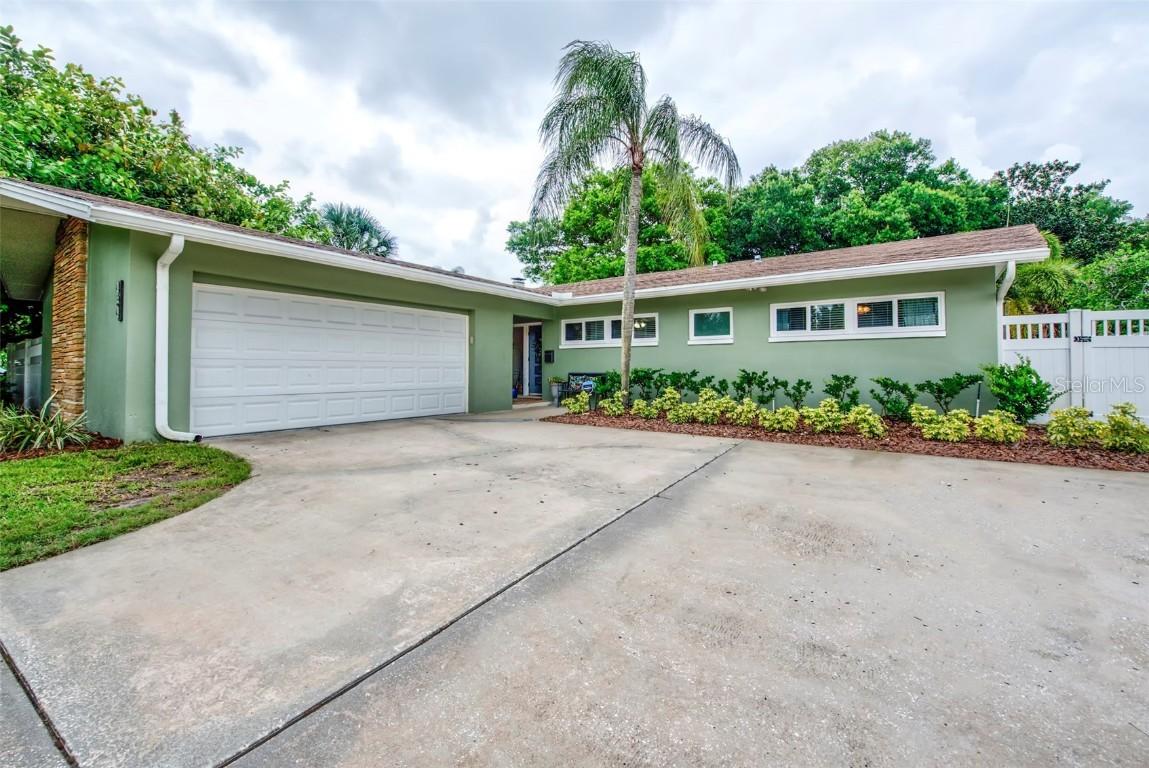 434 Lewis Blvd., St Petersburg, FL 33705