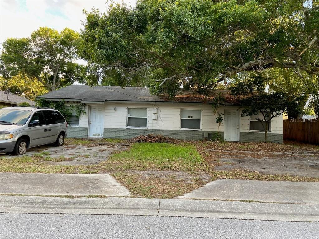 1007 Hawkins St., Clearwater, FL 33756